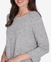 Ruby Rd. Petite Scoop Neck Solid Hatchi Knit Sharkbite Top with Fabric Splicing Detail