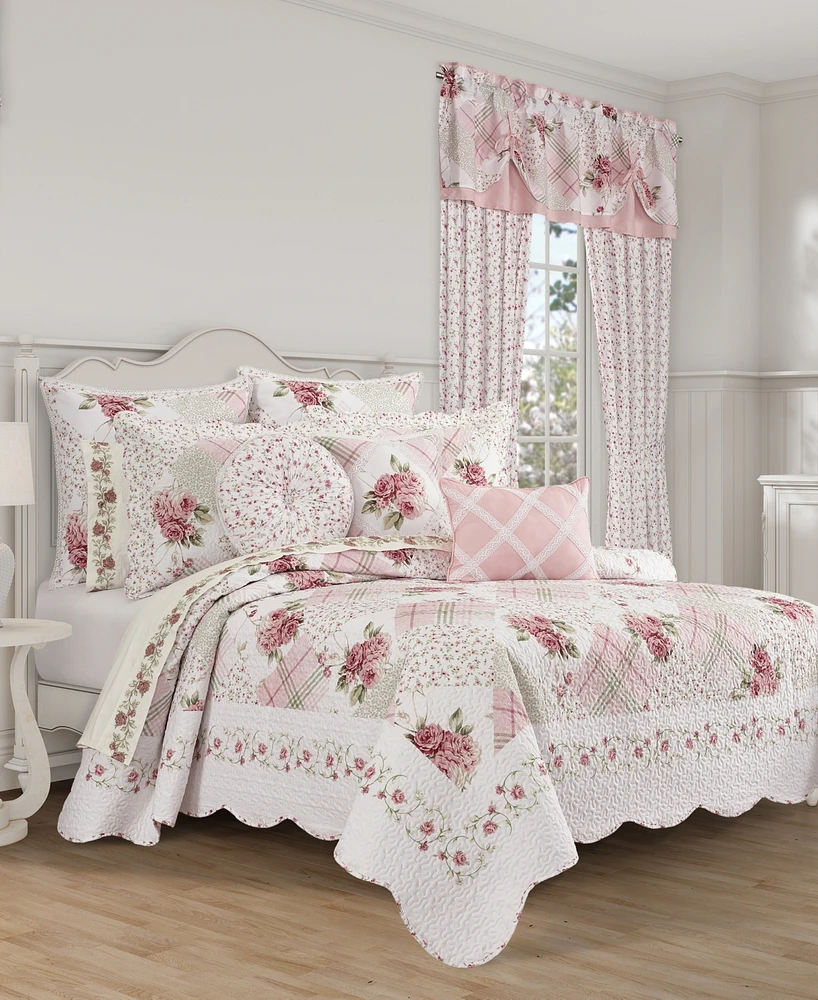 Royal Court Bungalow -Pc. Quilt Set