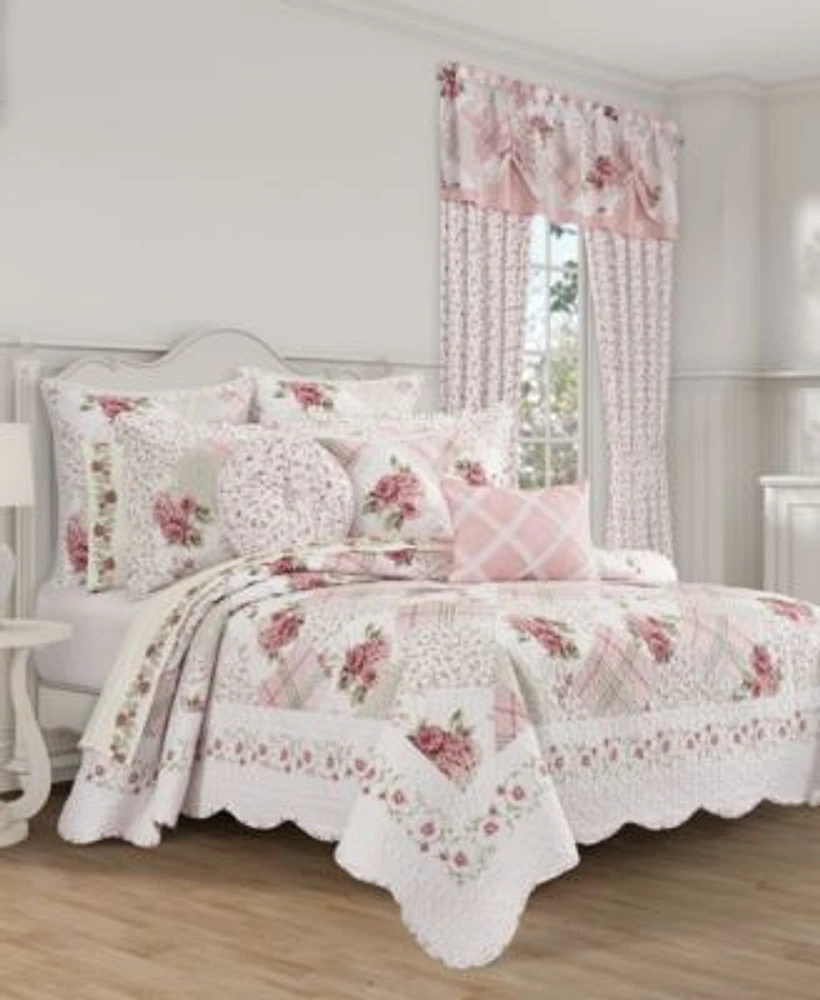 Royal Court Bungalow Quilt Sets