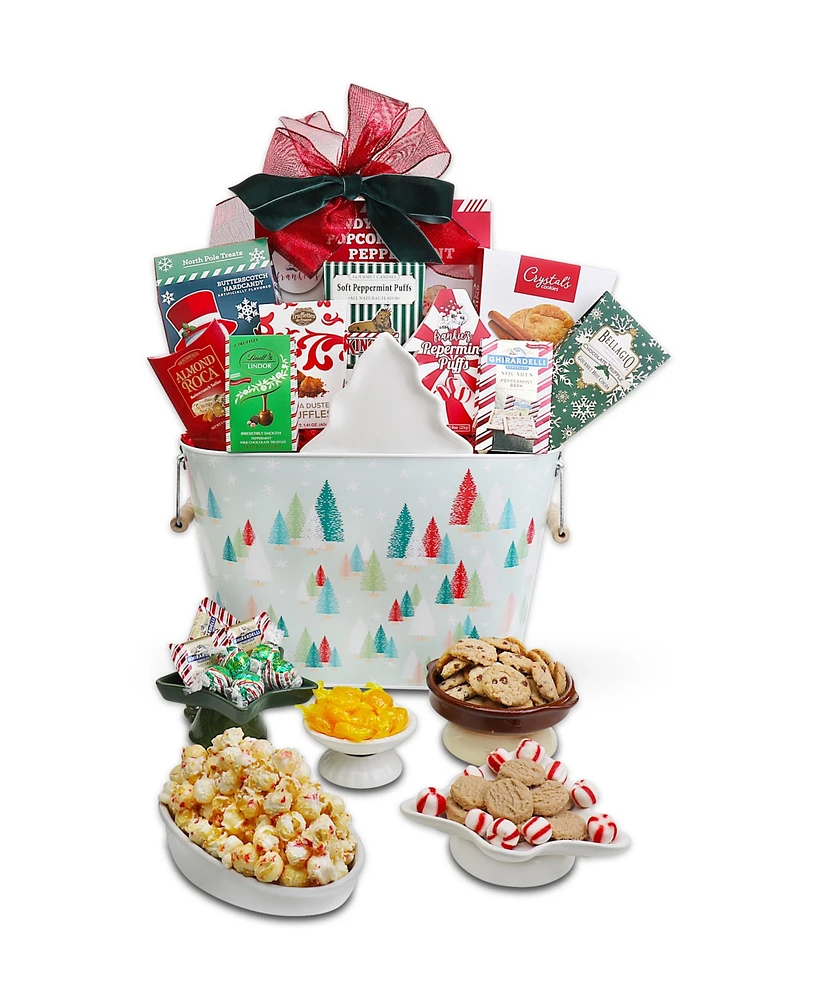 Alder Creek Gift Baskets Winter Holiday Trees Gift Tote, 11 Piece