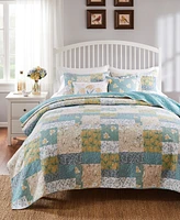 Greenland Home Fashions Evangeline Modern Floral Reversible -Pc. Quilt Set