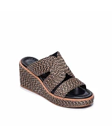 Bernardo Footwear Kaian Wedge Sandal