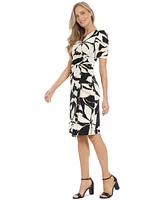 London Times Petite Printed Round-Neck Ruched A-Line Dress