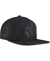 Mitchell & Ness Men's Black Chicago Blackhawks Soul Strike Cultivated Pearl Tonal Snapback Hat