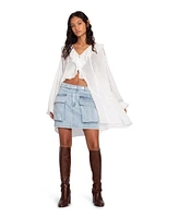 Belle & Bloom Women's Send Love To You Shirt