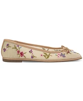 Jessica Simpson Women's Vayrina Snip-Toe Ballet Flats