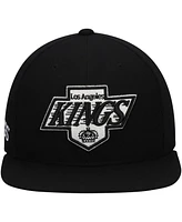 Mitchell & Ness Men's Black Los Angeles Kings Team Snapback Hat