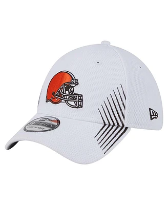 New Era Men's White Cleveland Browns Active 39THIRTY Flex Hat