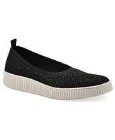 White Mountain Women's Digs Slip-On Sneakers