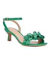 Women's Gwendolyn Kitten Heel