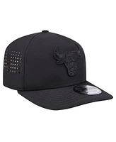 New Era Men's Black Chicago Bulls Vented 9FIFTY A-Frame Snapback Hat