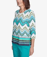 Alfred Dunner Petite Nantucket Pleated Neckline Chevron Top