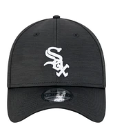 New Era Men's Black Chicago White Sox Tech 39THIRTY Flex Hat