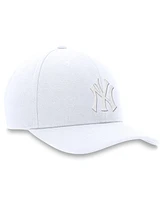 Nike Men's White New York Yankees Club Performance Adjustable Hat