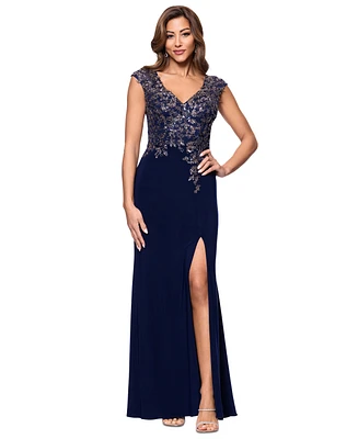 Xscape Women's Embellished V-Neck Sleeveless Gown