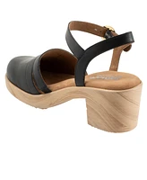 Softwalk Fillmore Clog