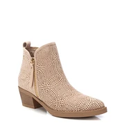 Women's Suede Ankle Booties By Xti