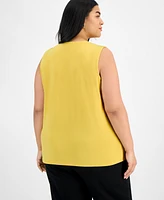 Kasper Plus Sleeveless Pleated Keyhole Blouse