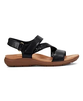 Easy Spirit Women's Whelan Strappy Lightweight Casual Flat Sandals