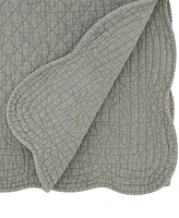 Saro Lifestyle Charming Quilted Table Runner, 16" x 72"