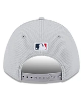 New Era Men's Gray Atlanta Braves 2025 Mlb Clubhouse 9FORTY M-Crown Adjustable Hat