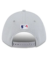 New Era Men's Gray Los Angeles Dodgers 2025 Mlb Clubhouse 9FORTY M-Crown Adjustable Hat