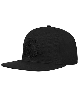 Pro Standard Men's Black Chicago Blackhawks Classic Tonal Snapback Hat