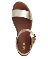 Mia Women's Kenji Flatform Round Toe Sandals