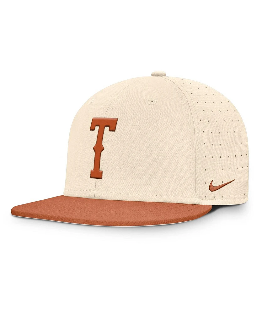 Nike Men's Natural Texas Longhorns On-Field Dugout True Performance Fitted Hat