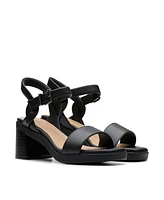 Clarks Collection Women's Jaylan Ray Square Toe Sandals