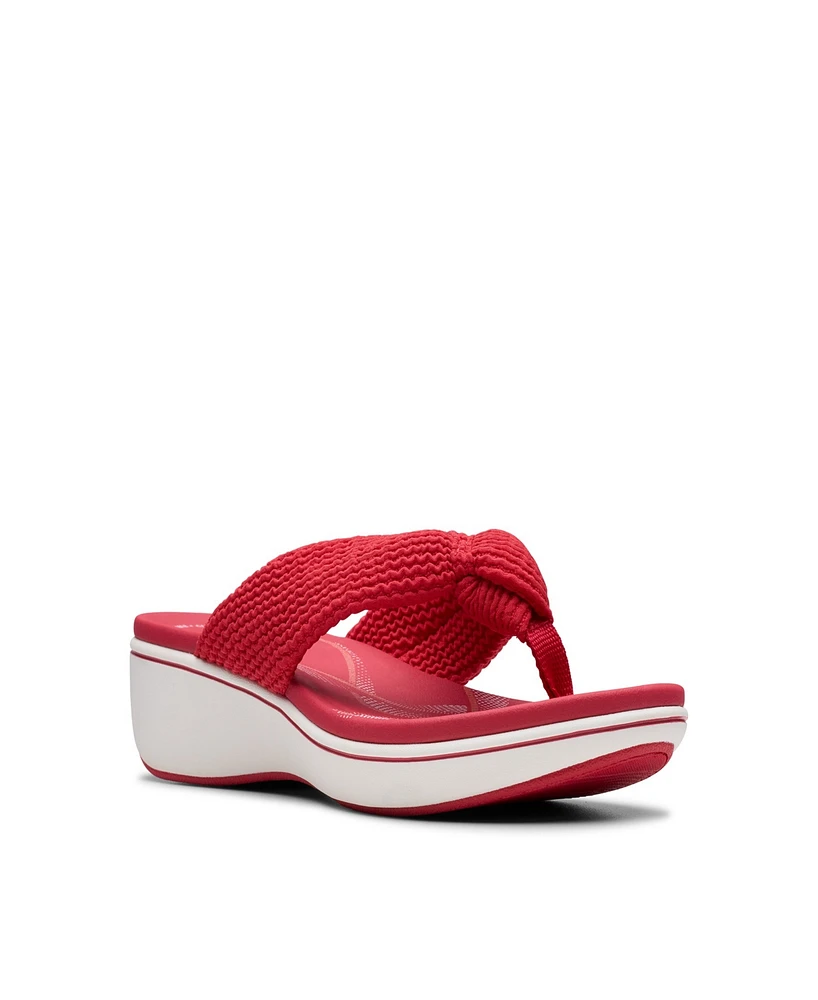 Clarks Cloudsteppers Women's Breeze Rae Erin Slip-On Flat Sandals