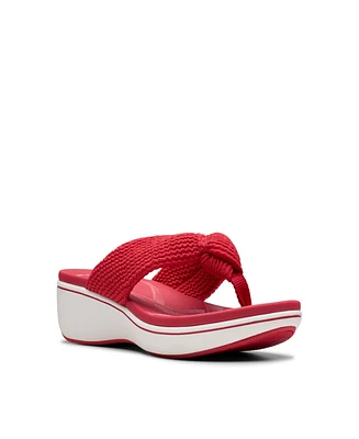 Clarks Cloudsteppers Women's Breeze Rae Erin Slip-On Flat Sandals