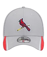 New Era Men's Gray St. Louis Cardinals Linear 39Thirty Flex-Fit Hat