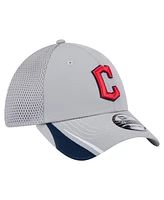 New Era Men's Gray Cleveland Guardians Linear 39Thirty Flex-Fit Hat