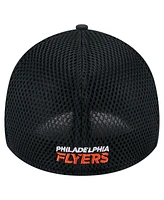 New Era Men's Black Philadelphia Flyers Linear Featherweight 39THIRTY Flex Hat