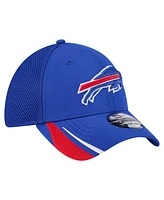 New Era Men's Royal Buffalo Bills Game Day Linear 39THIRTY Flex Hat