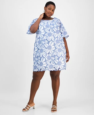 Sandra Darren Plus Embroidered Floral Shift Dress