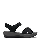 Clarks Women's Arla Daisy Slip On Flat Sandals