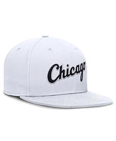 Nike Men's White Chicago Sox True Performance Fitted Hat