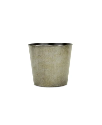 Durable Plastic Round Pot Planter for Indoor and Outdoor Use