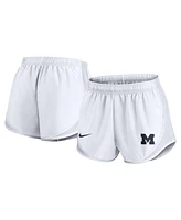 Nike Women's White Michigan Wolverines Performance Tempo Shorts