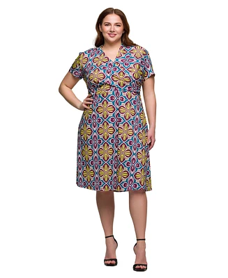 24seven Comfort Apparel Plus Print Short Sleeve Knee Length V-Neck Wrap Dress