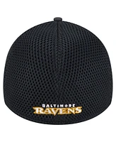New Era Men's Black Baltimore Ravens Game Day Linear 39THIRTY Flex Hat