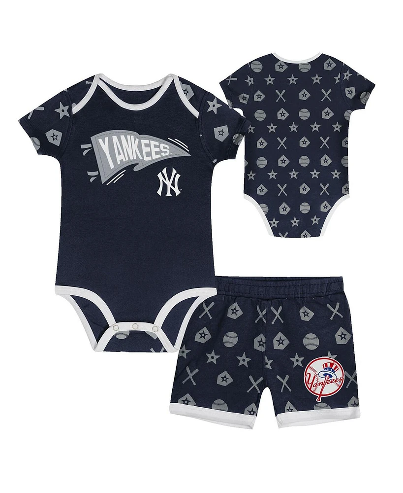 Outerstuff Baby Boys and Girls 2-Piece Navy New York Yankees On Deck Diaper Cover Set