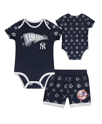 Outerstuff Baby Boys and Girls 2-Piece Navy New York Yankees On Deck Diaper Cover Set
