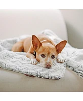 Luxe Throw: Snuggle