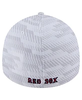 New Era Men's White Boston Red Sox Graded 39THIRTY Stretch Fit Hat