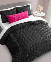 Juicy Couture Satin Heart Stitched Pc. Quilt Set