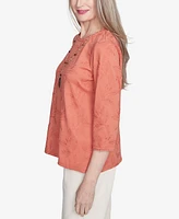 Alfred Dunner Petite Natural Instinct Solid Leaf Embroidered Top With Necklace