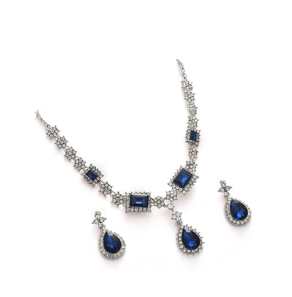 Sohi Women's Silver Plated Designer Stone Jewellery Set